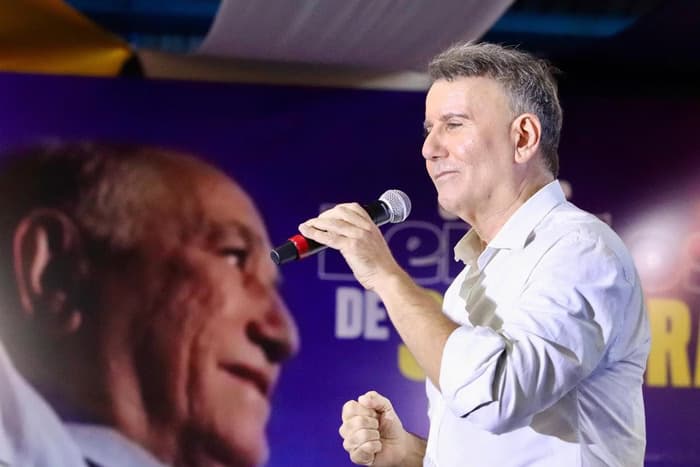 Prefeito de Palmas é preso em operação da PF que investiga vazamento de informações do STJ