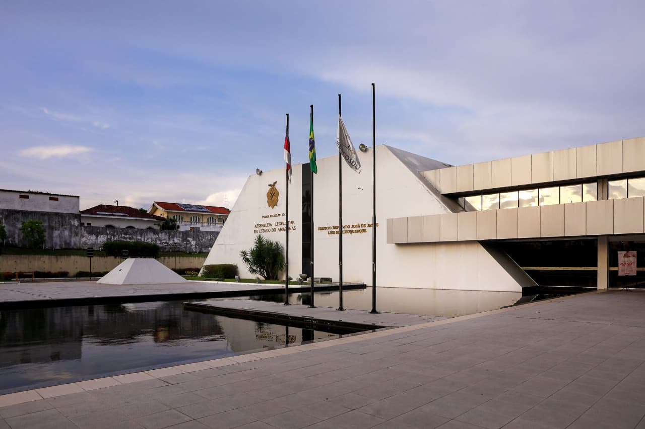 Recesso parlamentar: deputados da Aleam entram em pausa e retornam apenas em agosto