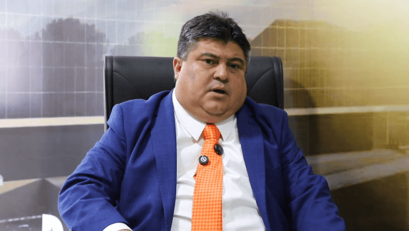 David Reis abandona trabalhos na Câmara para esperar Lula em Manaus