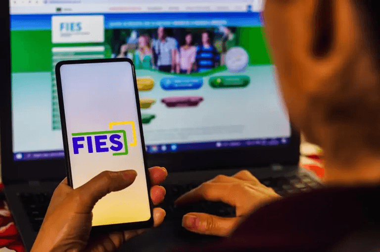 Fies 2026 oferece mais de 2,3 mil vagas no AM; inscrições estão abertas até sexta