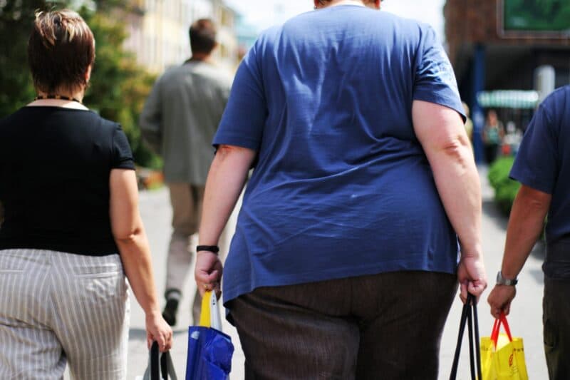 Obesidade em adultos pode ter origem genética na infância