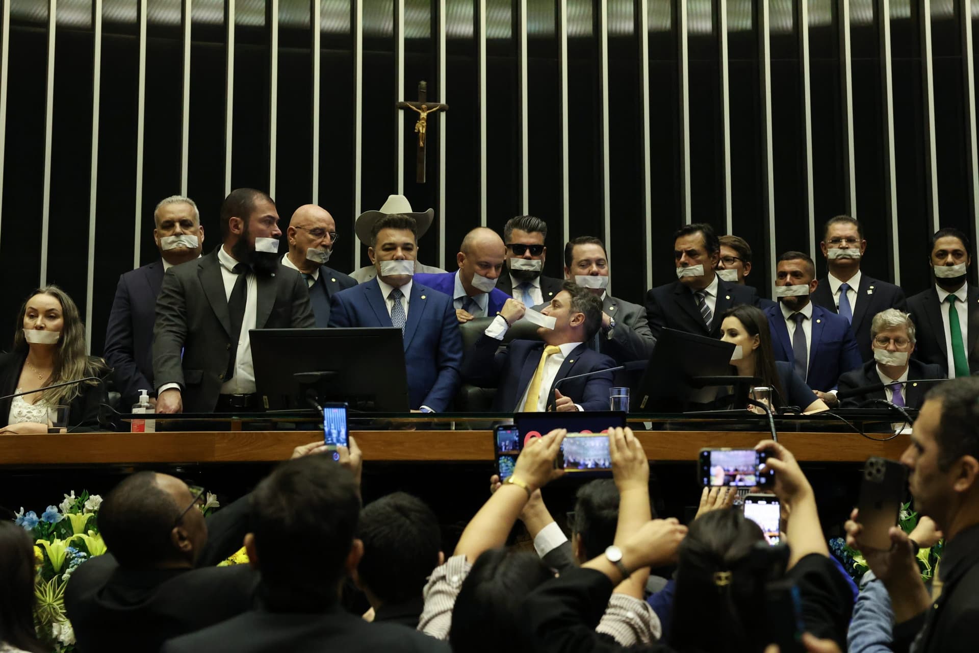Motim na Câmara: Corregedoria vai analisar punições contra deputados bolsonaristas que paralisaram casa