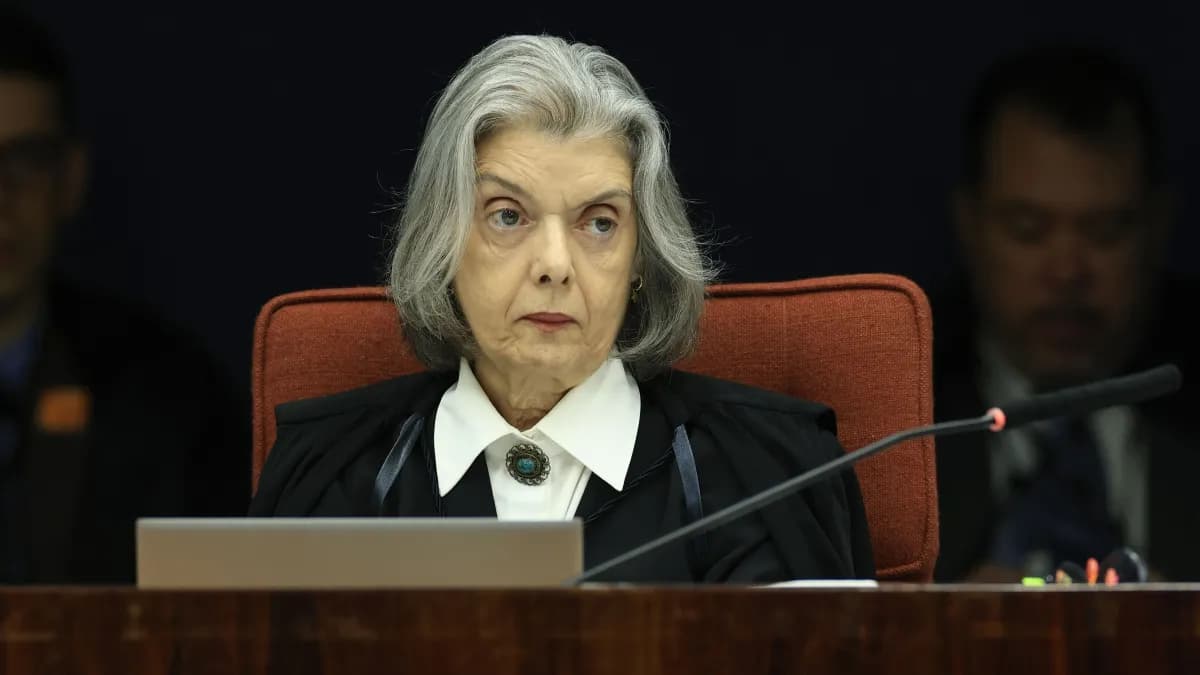 Cármen Lúcia: “Não acredito que alguém em sã consciência tenha dúvida sobre a urna eletrônica”