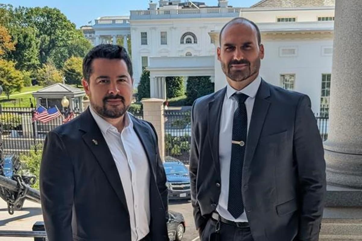 PGR apresenta denúncia contra Eduardo Bolsonaro e Paulo Figueiredo por coação nos EUA