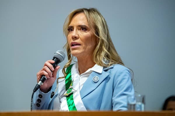 O que é pneumotórax, condição que levou a governadora do DF à internação