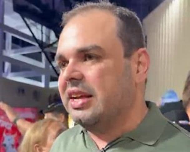 Roberto Cidade evita falar sobre reeleição em 2026