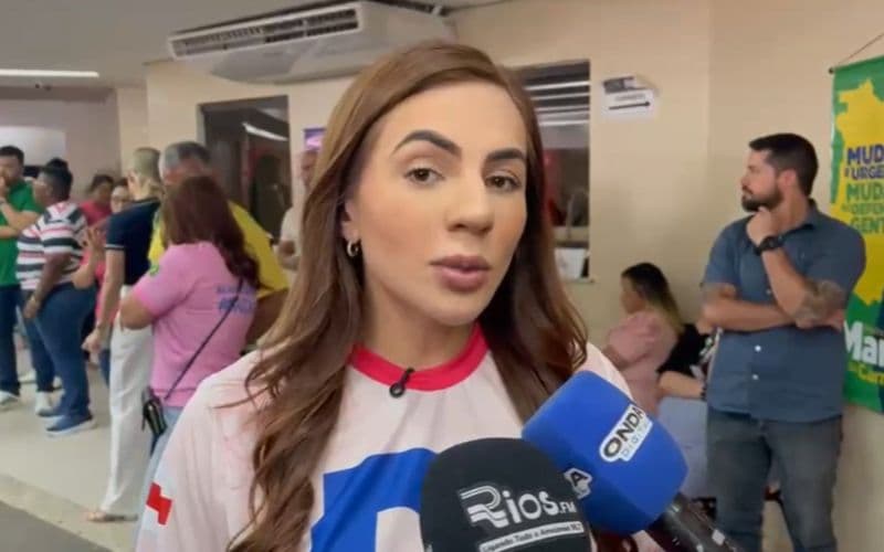 Débora afirma que Michelle segue influente no PL mesmo fora da presidência