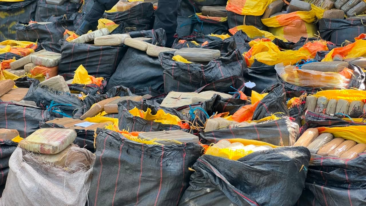 Apreensão de 3 toneladas de drogas em Manaus gera prejuízo de R$ 65 mi ao crime