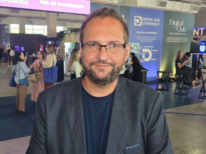 Roberto Reis no DSX 2026: ‘O podcast revolucionou a comunicação política’