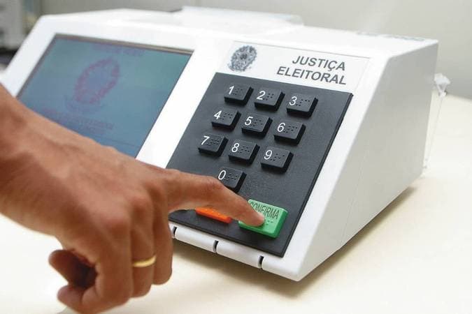 Quem fiscaliza a eleição antes, durante e depois da votação?